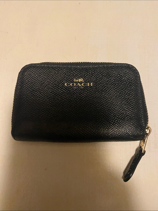 Coach Accessories - COACH Black Textured Leather Zip Card Holder with Gold Logo